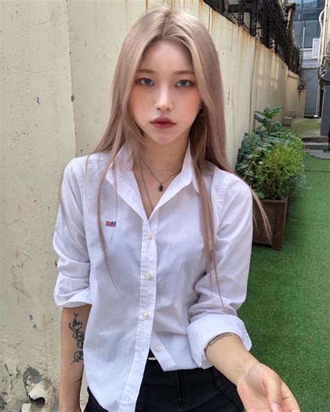 pinterest blonde asian uzzlang girl creative makeup looks