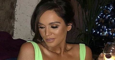 Vicky Pattison Oozes Sex Appeal In Eye Popping Skintight Minidress Daily Star