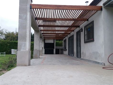 Bajo la espaciosa pérgola de policarbonato y aluminio color negro de home collection podrás acomodar y proteger los muebles y accesorios que. Resultado de imagen para pergola policarbonato | Techo de ...