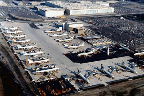 A History Of Boeings Everett Plant Part 2 The 747 Crisis And