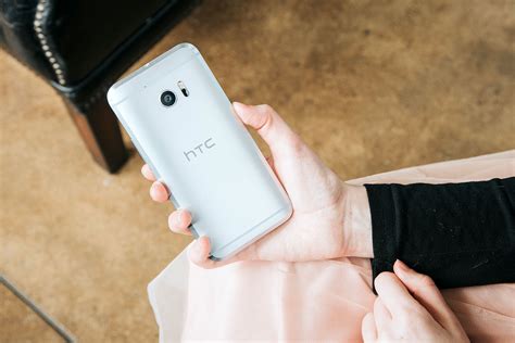 Htc 11 Smartphone With Snapdragon 835 News Rumors Leaks And More