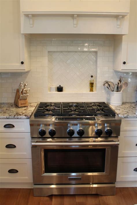 These days, you'll find a broad range of styles, colors and patterns of subway tile. Best 25+ Stove backsplash ideas on Pinterest | Kitchen ...