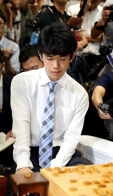 Nahrávejte, sdílejte a stahujte zdarma. 藤井四段29連勝 14歳、驚異の終盤力 将棋、30年ぶり新記録：朝日 ...