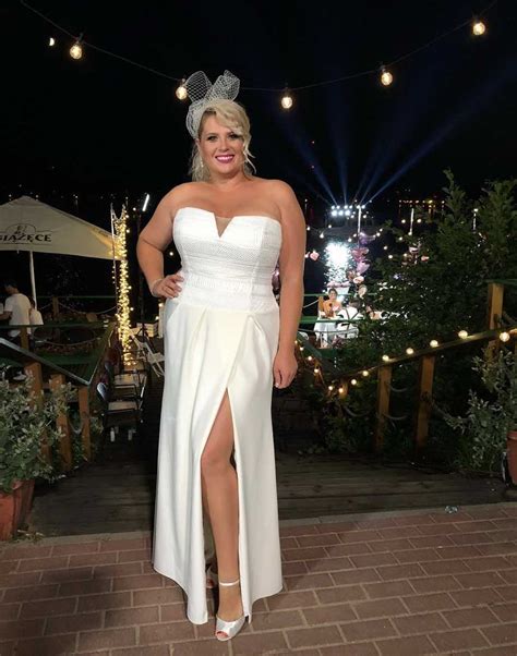 Pobrali się w 1947 roku. Elżbieta Romanowska: mąż, wzrost, waga, Instagram, w ciąży ...