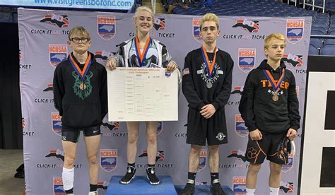 Heaven Fitch Becomes First Female State Wrestling Champion Grappling