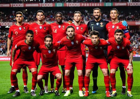 Portugal 2020conheça o quadro de aplicação dos fundos da união europeia para o desenvolvimento do país. Cristiano Ronaldo mostra-se bem-disposto ao lado da ...