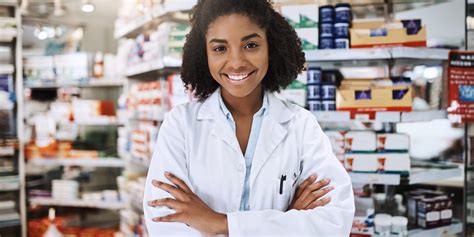 Pharmacy offers diverse and rewarding career options from patient care, clinical research, and leadership roles in all aspects of the healthcare system. Pharmacy Technician Online Course Training | Blackstone ...