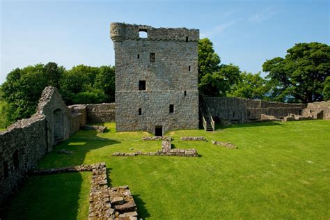 Lochleven Castle Culture Review Condé Nast Traveler