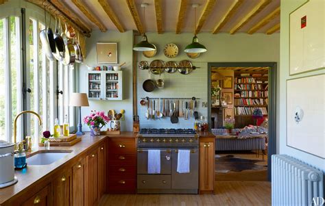 Amanda Brooks Cotswolds Kitchen Features Counters Of Reclaimed Mahogany