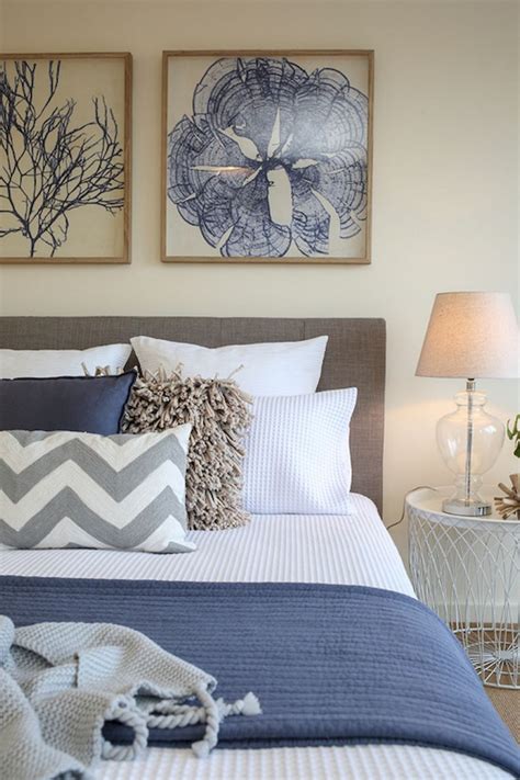 Interior decorating is a moving target. 68+ Cozy Modern Coastal Bedroom Decorating Ideas - Page 12 ...