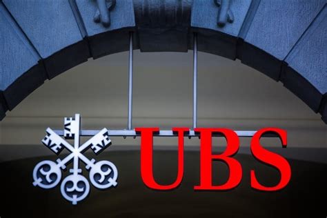ubs buys failing credit suisse will it cause a fed pause entrepreneur