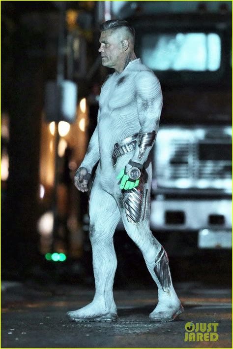 Josh Brolin Films Deadpool In His Skin Tight Cable Costume Photo Deadpool Josh