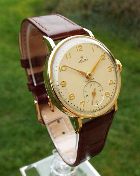 Gents 1950s 9ct Gold Smiths De Luxe Wrist Watch 460266