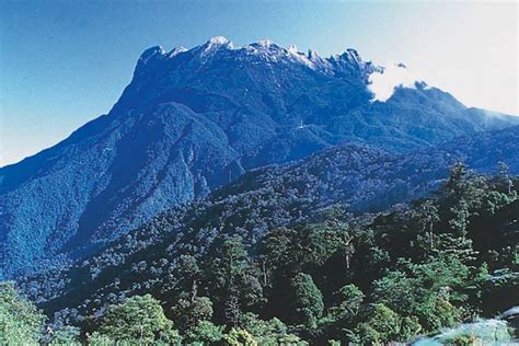 Selain di lawu, di beberapa gunung memang terdapat sejumlah warung yang menjajakan makanan untuk pendaki. D' Sabah Bah!: Sejarah Gunung Kinabalu, Sabah