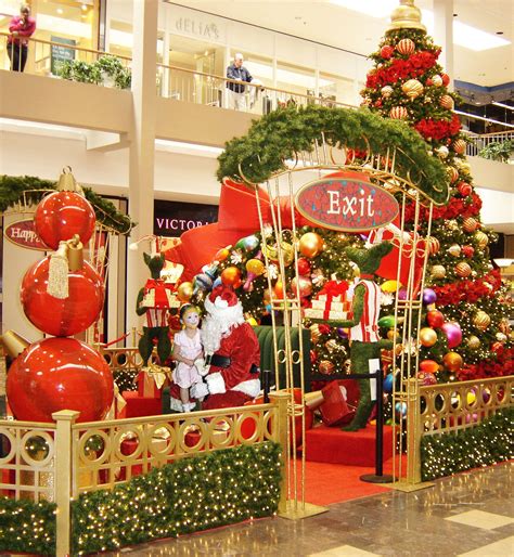 Stop by your local at home store to shop all the holiday accessories and decorations you need. Santa greets a visitor at the #Christmas display at @WillowbrookMall in NJ. For more information ...