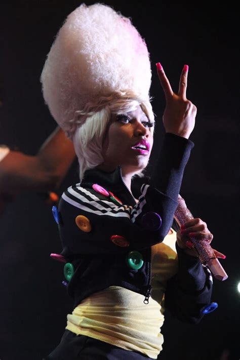 Nicki Minaj Seeks Calm Strong Freaky Man The Hollywood Gossip