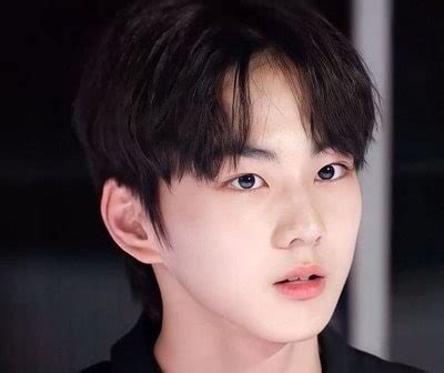 Jungwon was chosen to be enhypen's leader after a lengthy selection process that included personality tests and member voting. Jungwon (ENHYPEN) Age, Height, Weight, Girlfriend, Family ...