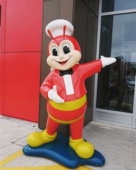 Jollibee Is Opening Its First Downtown Toronto Location