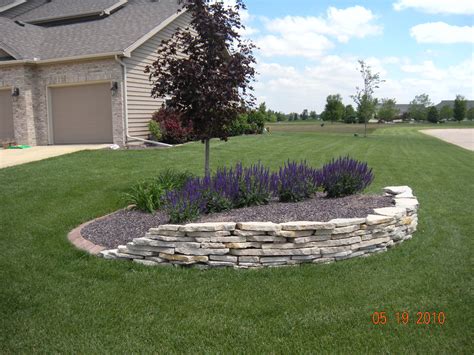 Low Maintenance Landscaping Landscaping With Rocks Front Yard