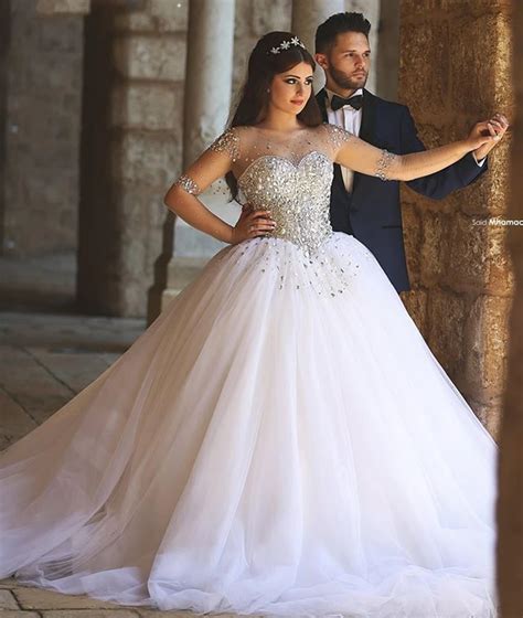 Luxury Wedding Dress 2016 Ball Gown Turkey Crystal Beaded Tulle Bridal