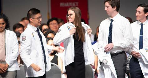 Pcom Georgia Do And Pharmd Students Receive White Coats