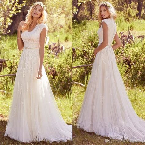 Indian weddings are the occasion to get dressed like royalty with help from a plethora of options from our online store. Discount Modest Country Wedding Dresses 2017 Small V Neck ...