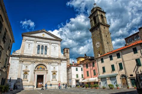 Concattedrale Di Santa Maria Assunta A Pontremoli Visit Tuscany