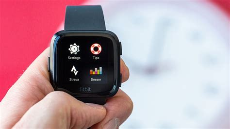 With a sleek look rather than constantly using the fitbit app on your phone, you can swipe up to see all of your stats fitbit uses its own proprietary operating system (os) on its devices and the versa launches with. Fitbit Versa review: the affordable Apple Watch ...
