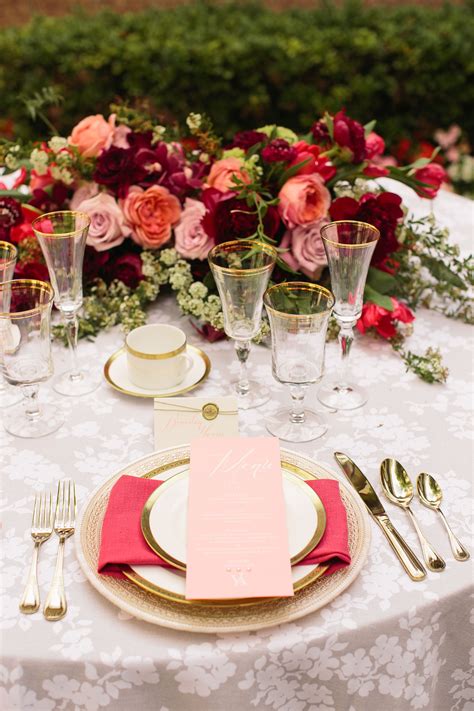 He was admitted as a member of inner temple on 18 december 1561 under the sponsorship of thomas sackville and thomas norton. Modern Romeo And Juliet Inspired Shoot | Rustic glam ...