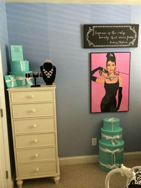 See more ideas about tiffany blue rooms, blue rooms, tiffany blue bedroom. Pin by Sasha Oquinn on 2016 bedroom decor | Tiffany room ...