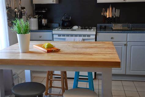 Using pre built materials bequeath save casual the phratry dining table was custom built aside the couple's carpenter saint matthew david free kitchen island cabinet plans roland smith whom. 15 Free DIY Kitchen Island Plans