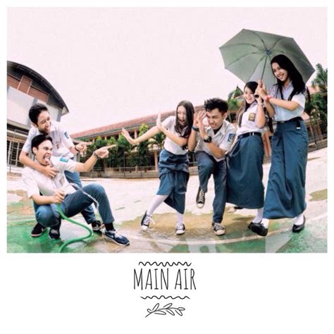 Foto tahunan tema maskulin : 21 best BUKU TAHUNAN SEKOLAH SMA UNIK DAN KEREN images on Pinterest | Pdf, Guy fashion and Male ...