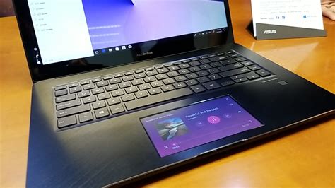 Asus Zenbook Pro 15 Ux580 A 55 Inch Screen In The Touchpad