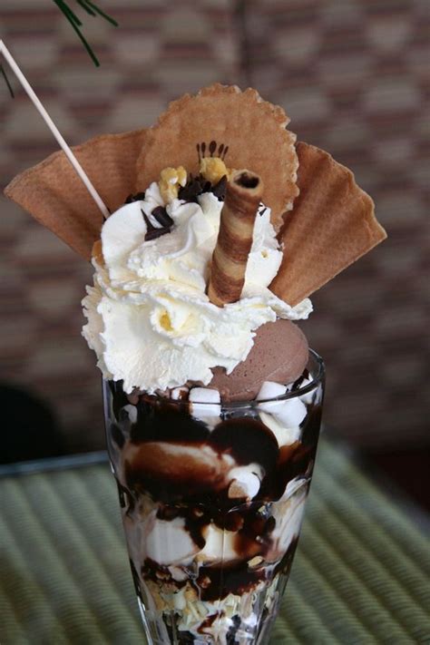 Get Creative With Your Ice Cream Sundaes I Miss My Days Of Creating