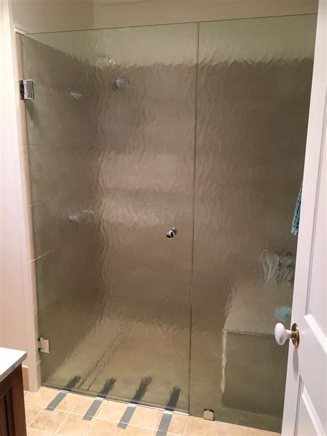 Frameless Obscure Shower Screen Gregs Glass And Glazing
