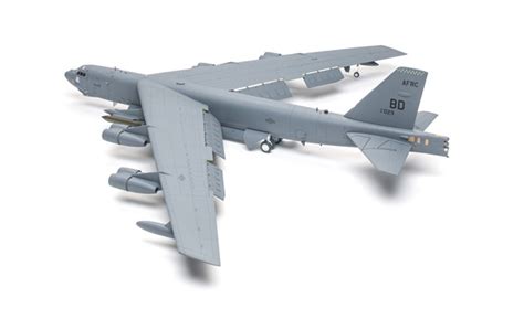 Build Review Of The Modelcollect B 52h Stratofortress Scale Model Kit