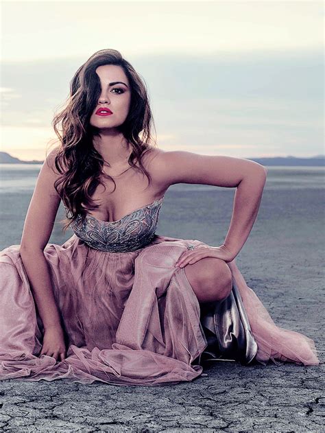 Maite Perroni Model Poses Glamour Fashion Mexican Actress