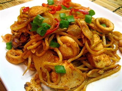 1001 nasi goreng / isso fornece uma ampla gama de receitas feitas com arroz frito com um sabor delicioso, com métodos de cozimento muito simples e fáceis de experimentar em casa. Resepi Mee Goreng Mamak | NZ resepi World