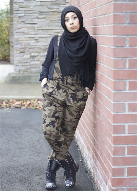 See reviews, photos, directions, phone numbers and more for womens muslim clothing hijab locations in atlanta, ga. Hijab Sneakers Style-11 ways to Wear Sneakers with Hijab ...