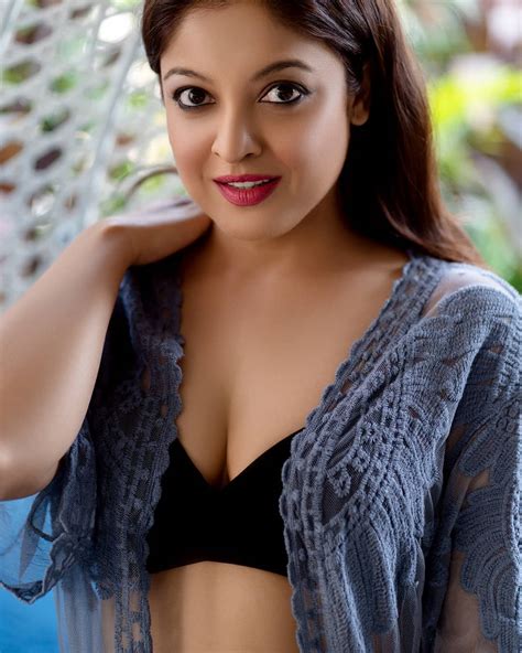 Tanushree Dutta Is Too Hot To Handle In Latest Instagram Pictures See