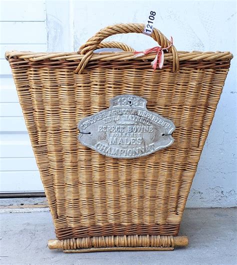 Square French Basket With Plaque In 2020 French Baskets Antique