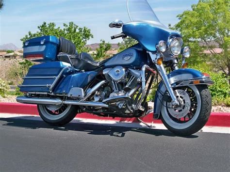 The vehicle's current condition may mean that a feature described below is no. 1985 FLHT Electra Glide Classic - Harley Davidson Forums