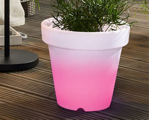 Blumentopf hüttner's instagram profile has 52 photos and videos. GARDENLINE® LED-Solar-Blumentopf von Aldi Süd ansehen!