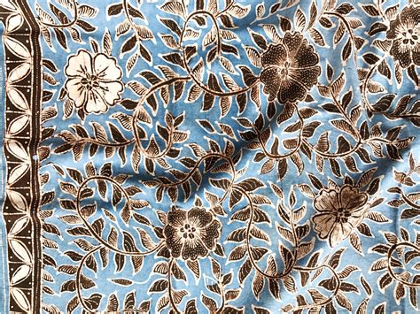 3 Easy Ways To Tell A Handmade Batik From A Machine Print Studio Gypsied