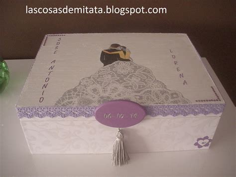 Para que sepas como decorar un salón para celebrar tu boda, pues aquí le mostrarle unas ideas para realizar las decoración de salones para bodas. Las Cosas de mi Tata: Caja para Boda
