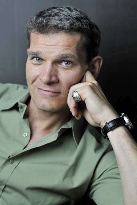 Letztlich ist der morgen stirbt nie nicht das desaster, als den ich ihn in erinnerung hatte. Im Gespräch mit... Götz Otto - Freunde der Burgfestspiele ...