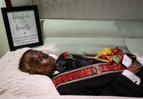 Rip Stoneman Willie Us Mummy Buried After 128 Years Muscat Daily