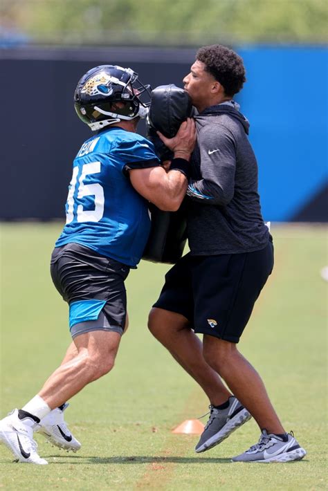 Tim Tebow 12 Photos Of Tim Tebow Practicing With The Jaguars