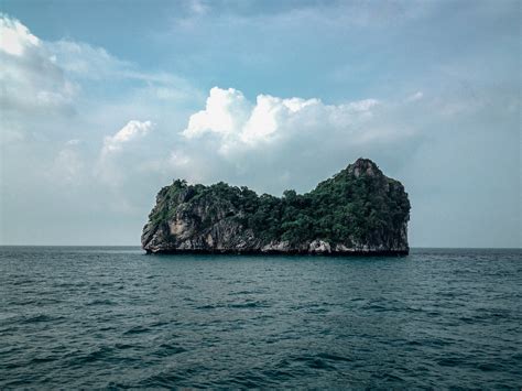 10 Most Remote Inhabited Islands In The World Insider Monkey