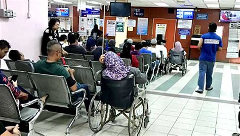 Skim peduli sihat telah diperkenalkan oleh kerajaan negeri selangor sejak bulan disember 2016. MOshims: Kad Peduli Sihat Malaysia